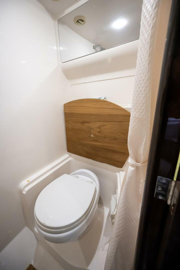 KENDALMAC 46ft Regal Yacht For Sale KENDALMAC 46ft Regal Yacht For Sale