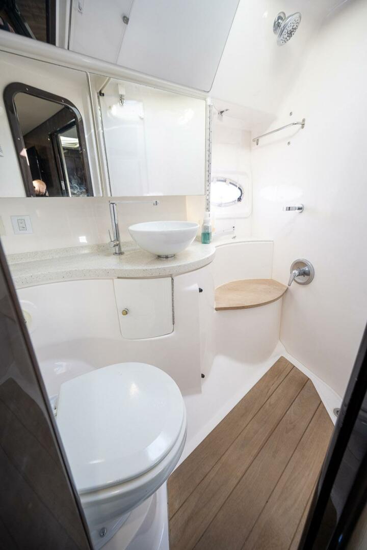 KENDALMAC 46ft Regal Yacht For Sale KENDALMAC 46ft Regal Yacht For Sale