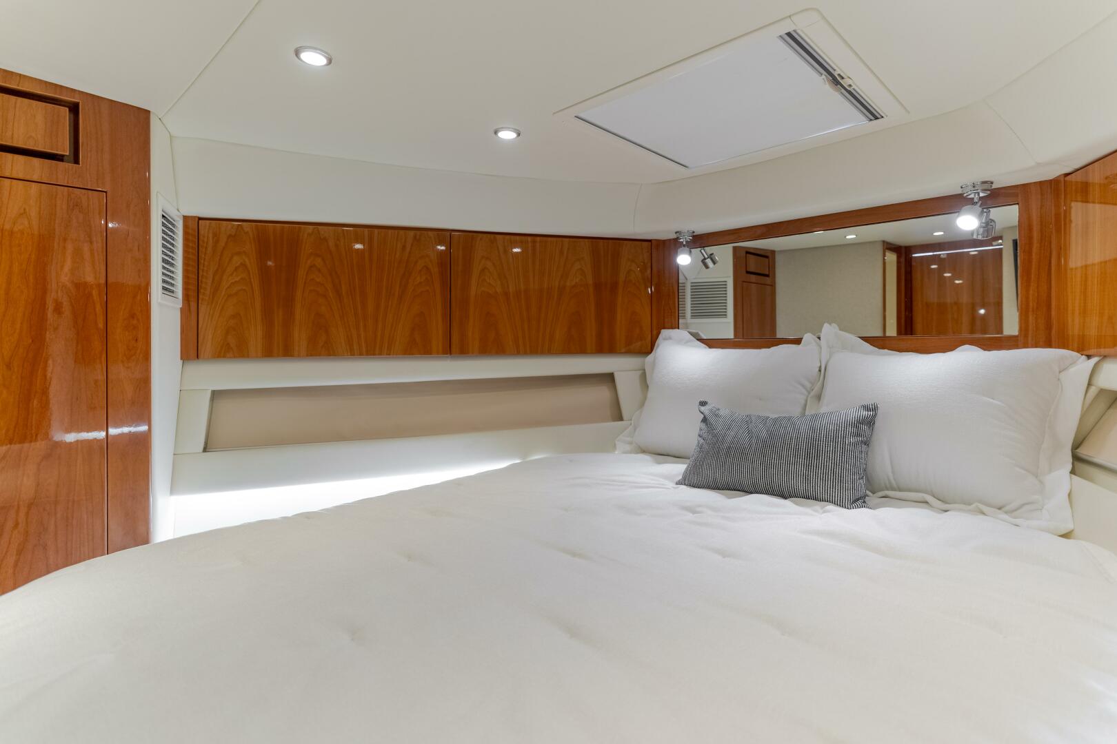 No Contingencies 44ft Riviera Yacht For Sale No Contingencies 44ft Riviera Yacht For Sale
