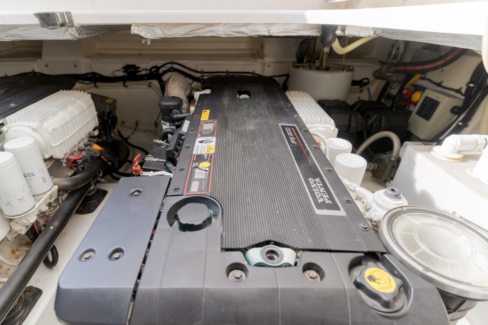 No Contingencies 44ft Riviera Yacht For Sale No Contingencies 44ft Riviera Yacht For Sale