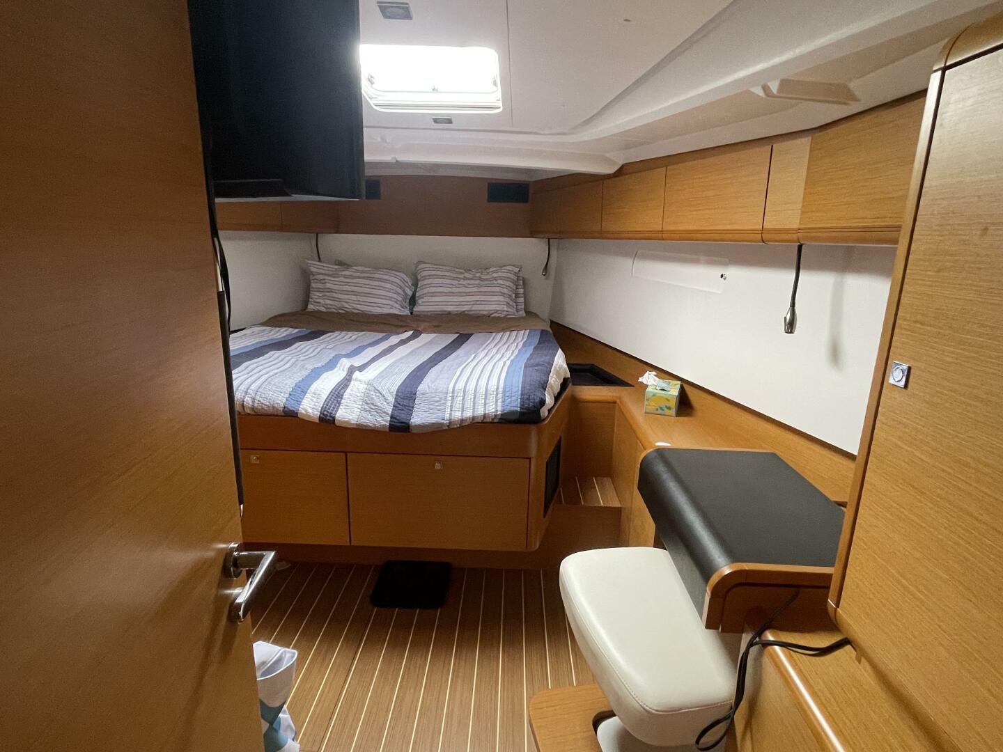 50ft Jeanneau Yacht For Sale