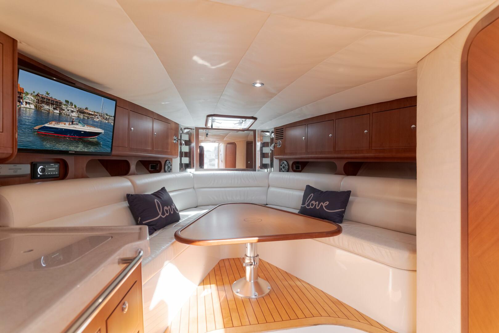 Dream Chaser 36ft Chris Craft Yacht For Sale