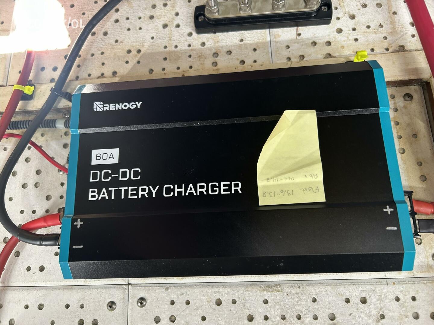 38' Marine Trader battery charger