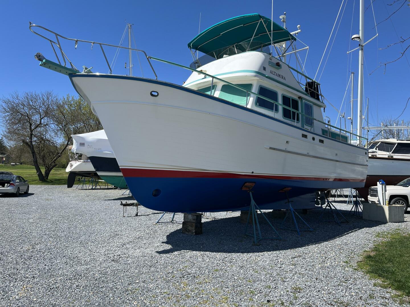 38' Marine Trader hauled out