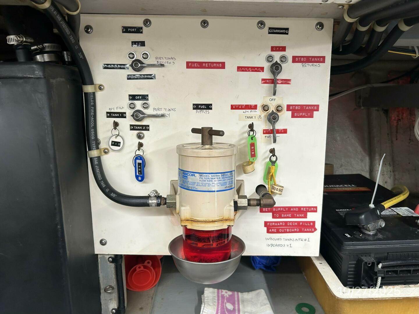 38' Marine Trader fuel manifold