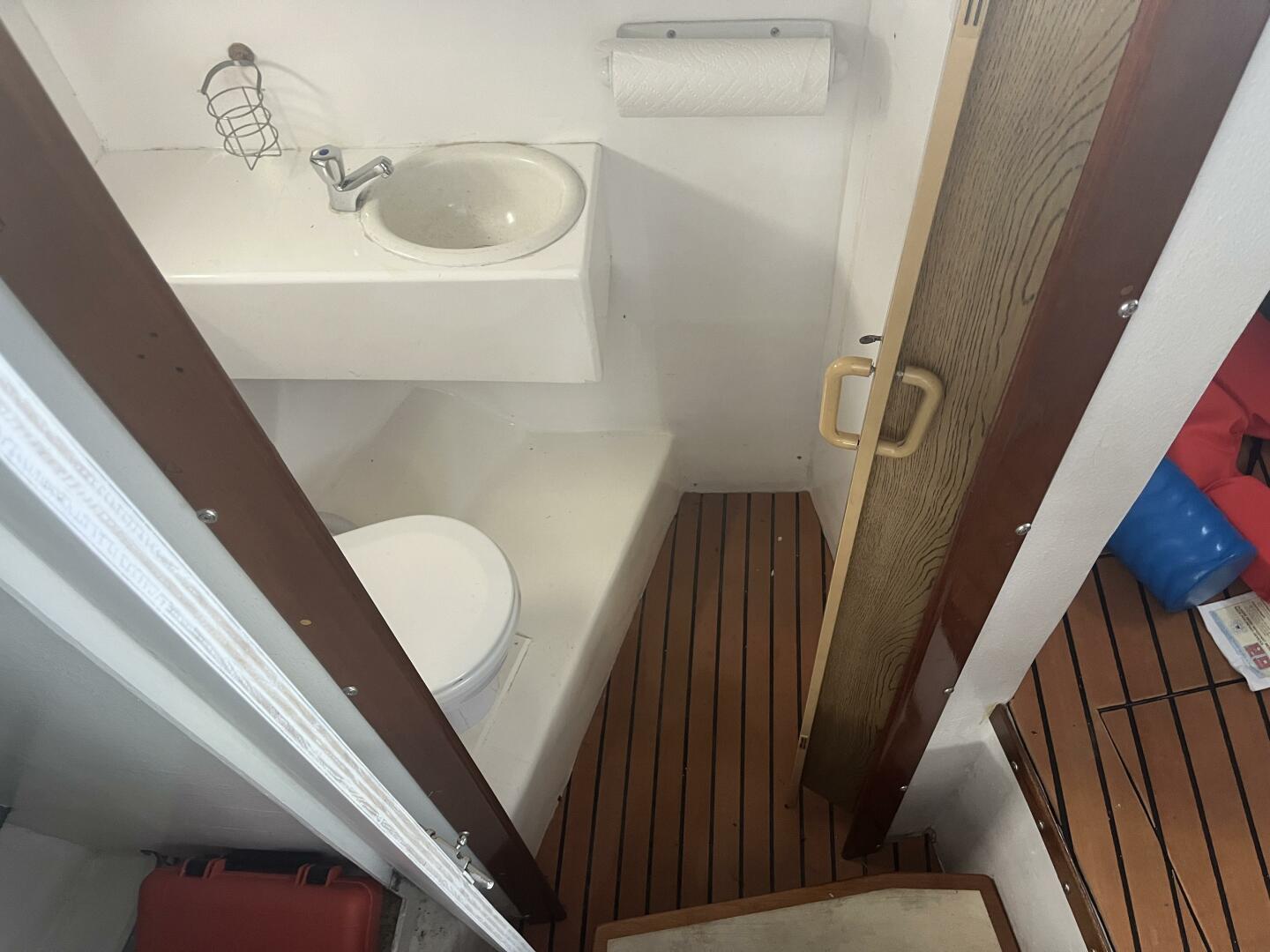 A Bug s Life 32ft Custom Yacht For Sale