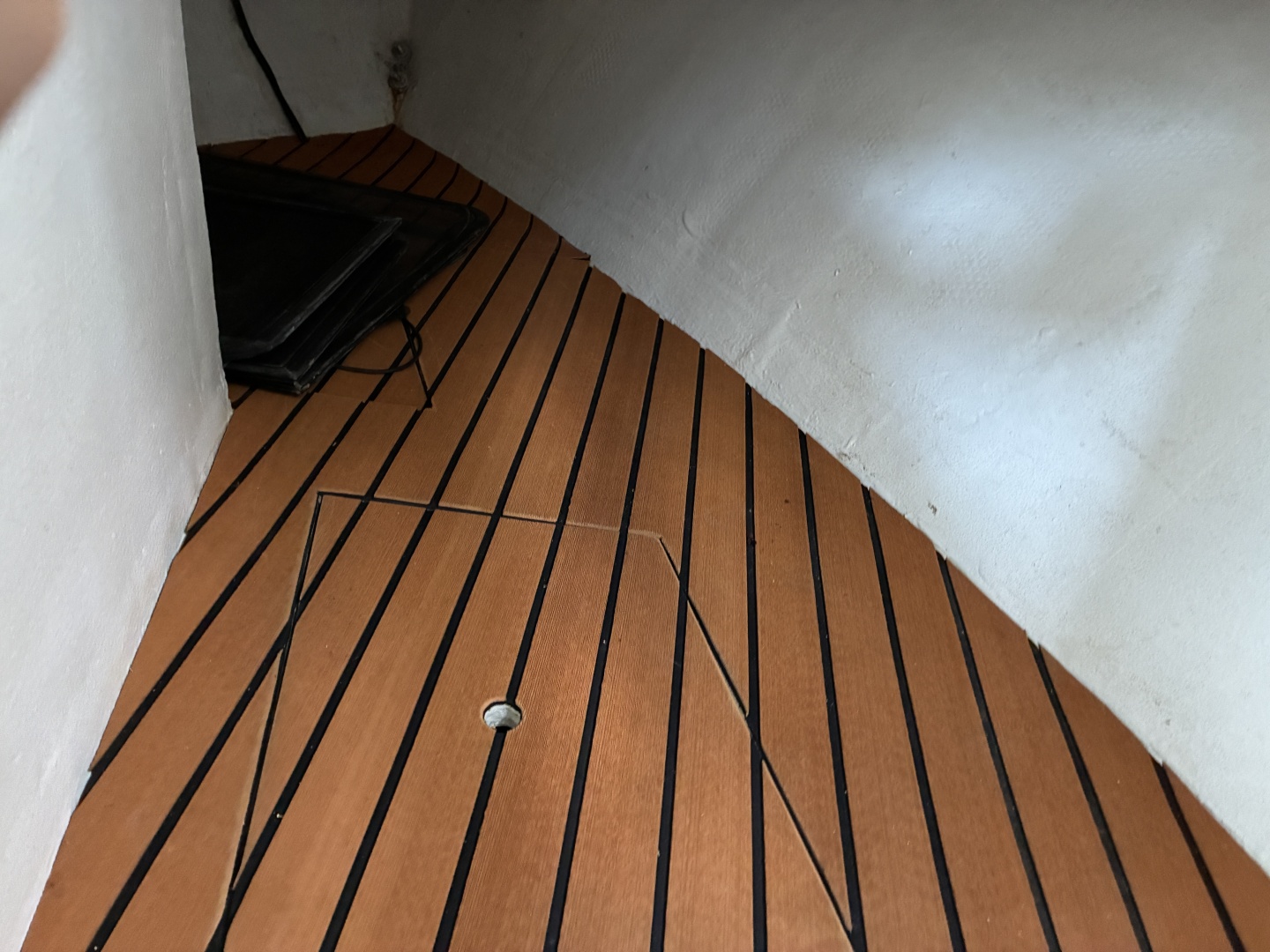 A Bug s Life 32ft Custom Yacht For Sale