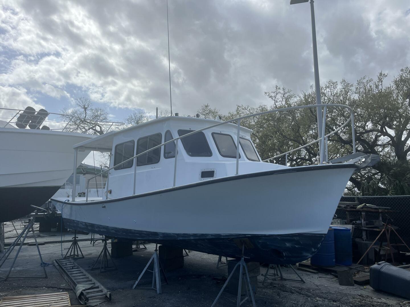 A Bug s Life 32ft Custom Yacht For Sale