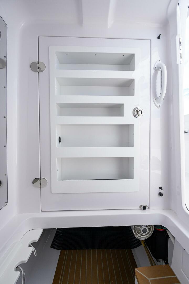 Two Krickets 41ft Bahama Yacht For Sale