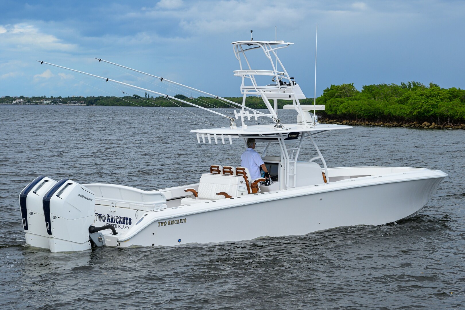 Two Krickets 41ft Bahama Yacht For Sale