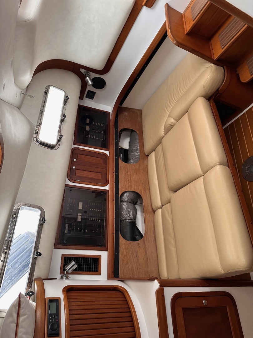 PILGRIM  34ft Legacy Yachts Yacht For Sale