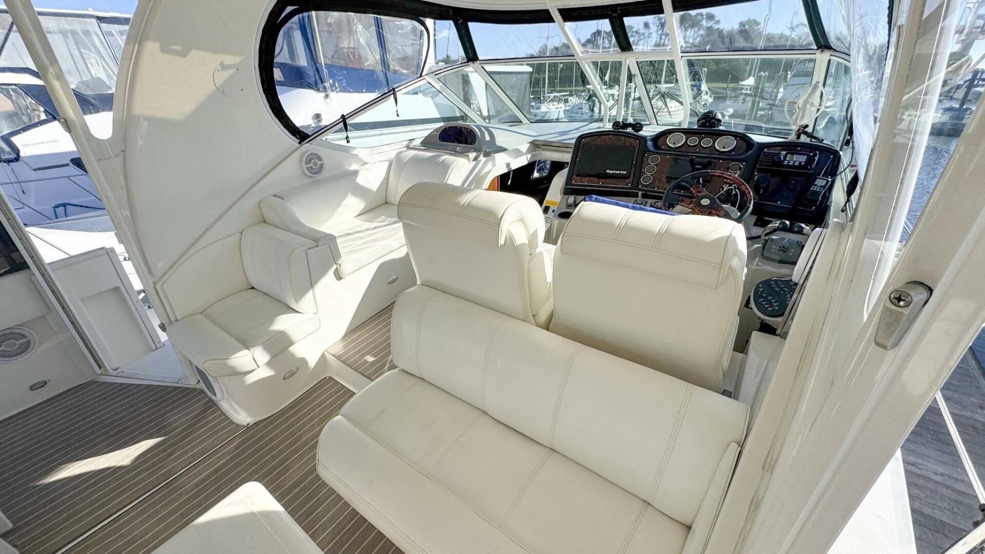 Unsubscribed 40ft Cruisers Yachts Yacht For Sale Unsubscribed 40ft Cruisers Yachts Yacht For Sale