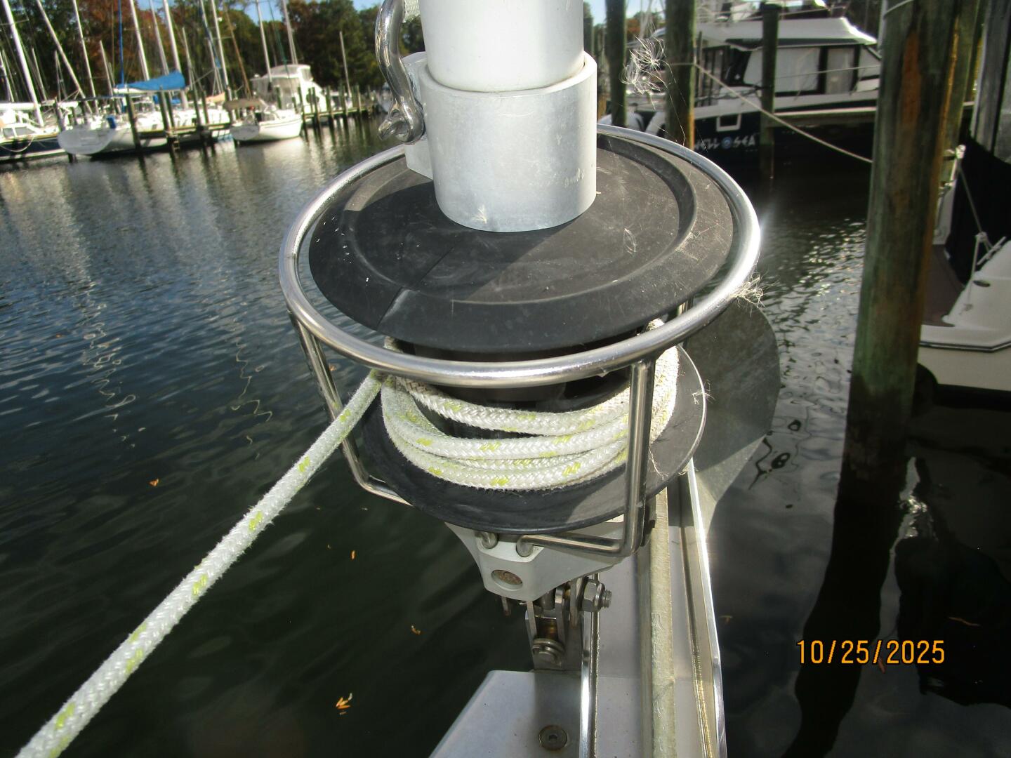 37' Beneteau roller furler