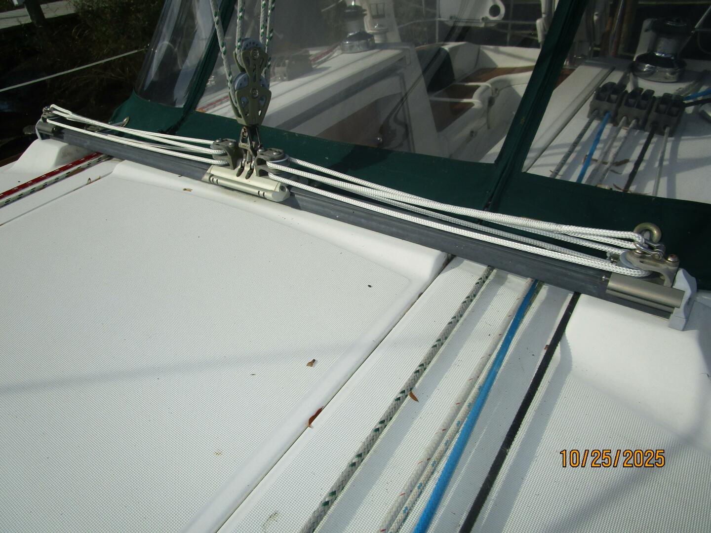 37' Beneteau traveler2