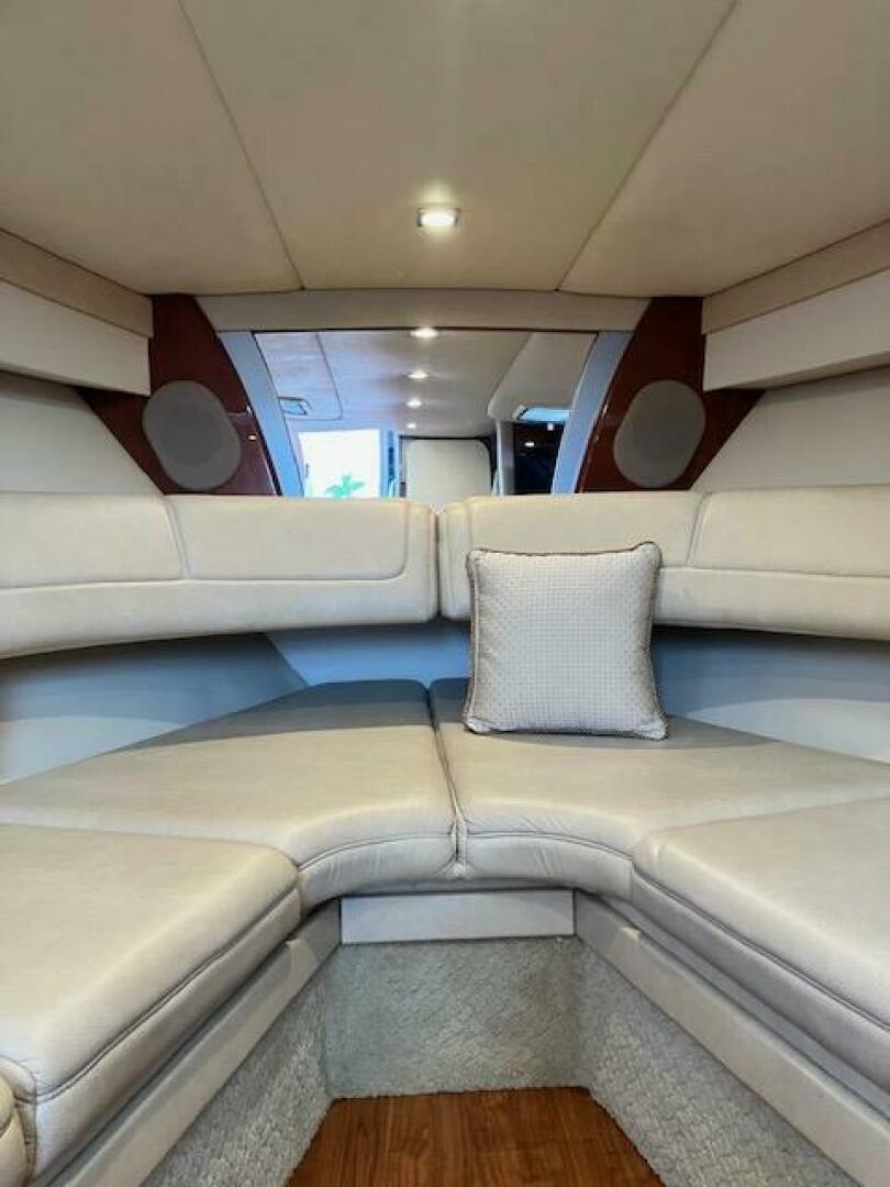 Office Space 35ft Formula Yacht For Sale