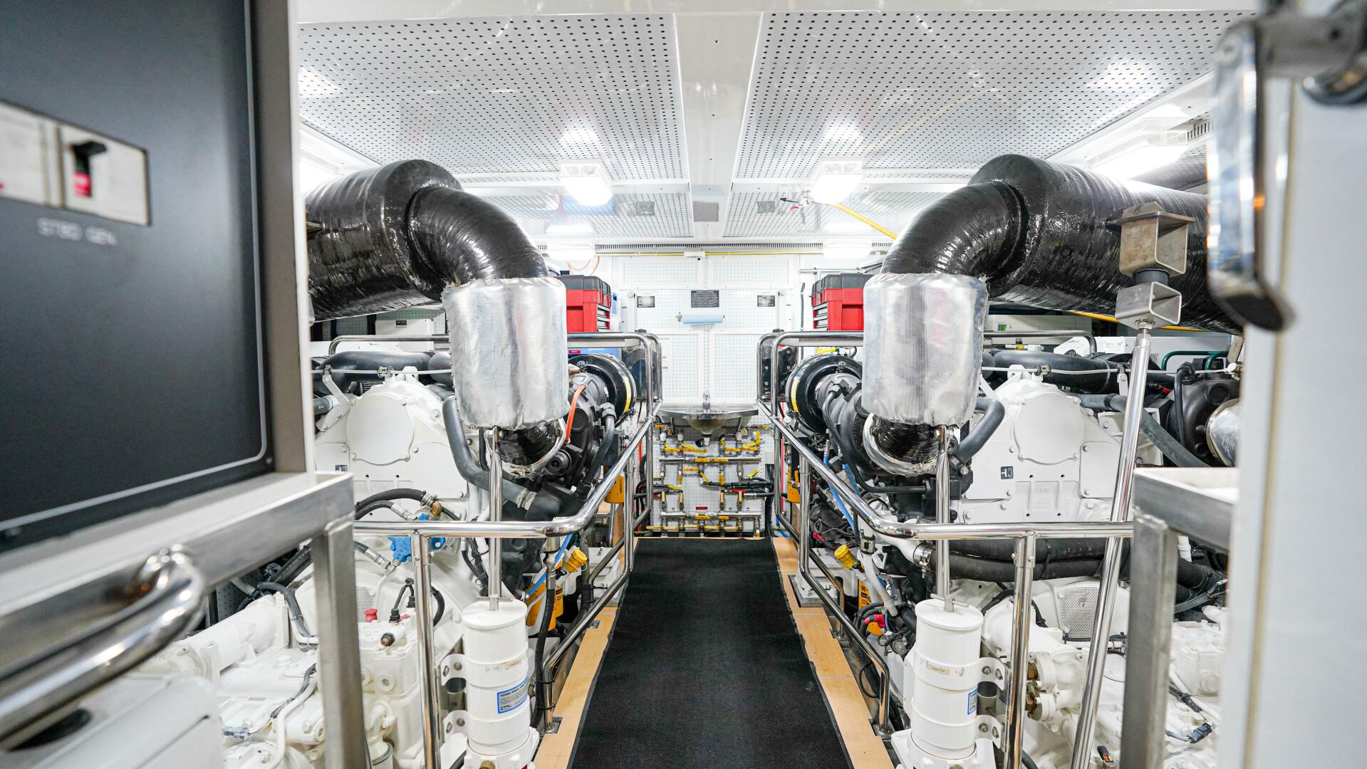 Insignia 86ft Outer Reef Yachts Yacht For Sale Insignia 86ft Outer Reef Yachts Yacht For Sale