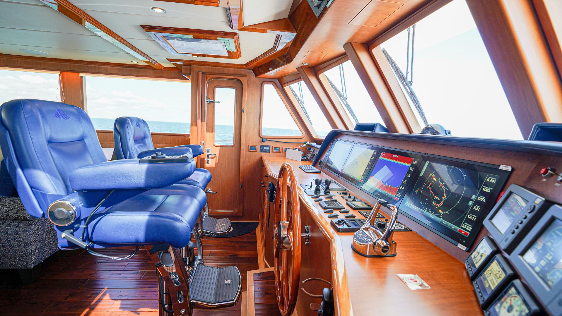 Insignia 86ft Outer Reef Yachts Yacht For Sale Insignia 86ft Outer Reef Yachts Yacht For Sale