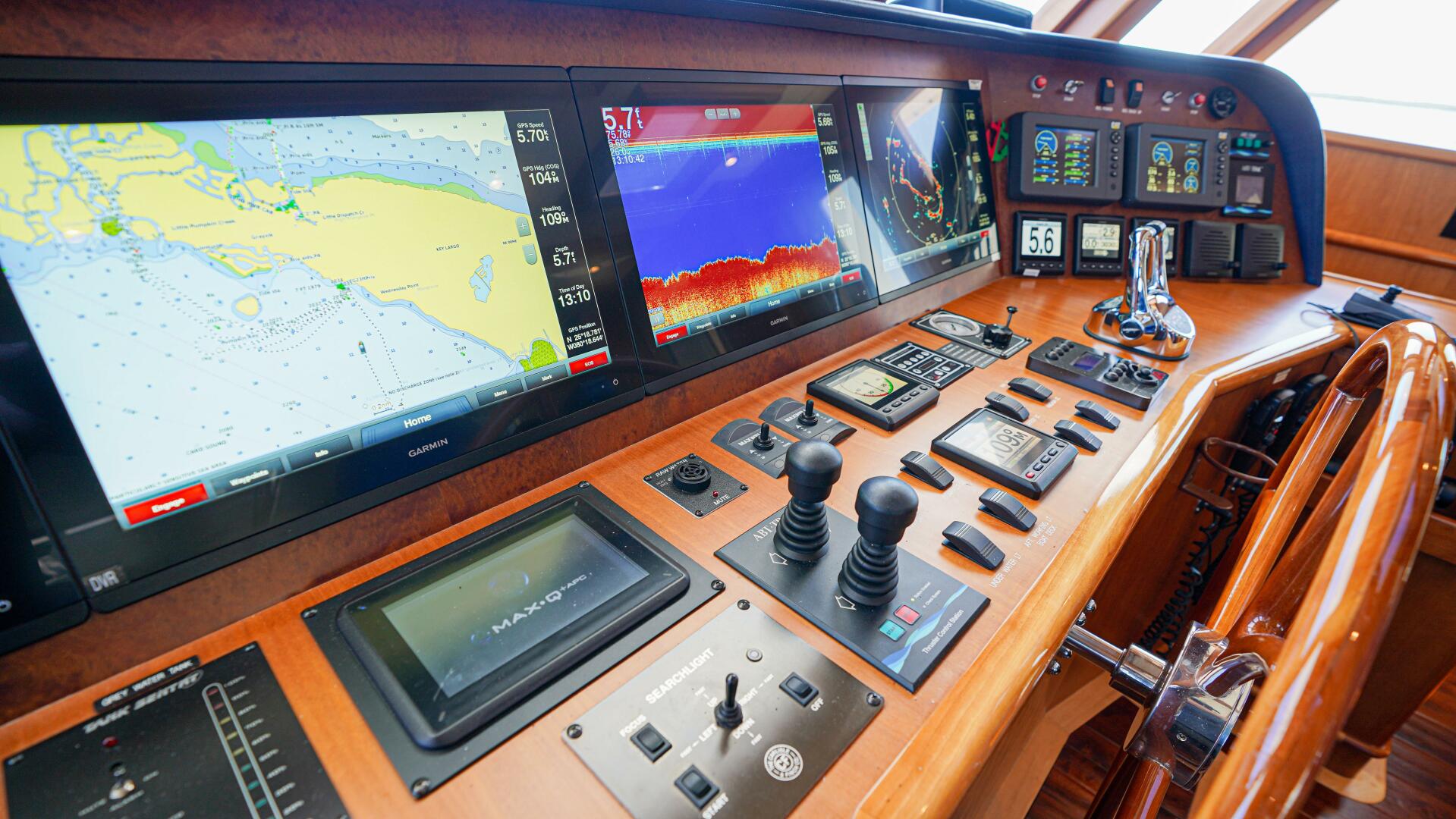 Insignia 86ft Outer Reef Yachts Yacht For Sale Insignia 86ft Outer Reef Yachts Yacht For Sale