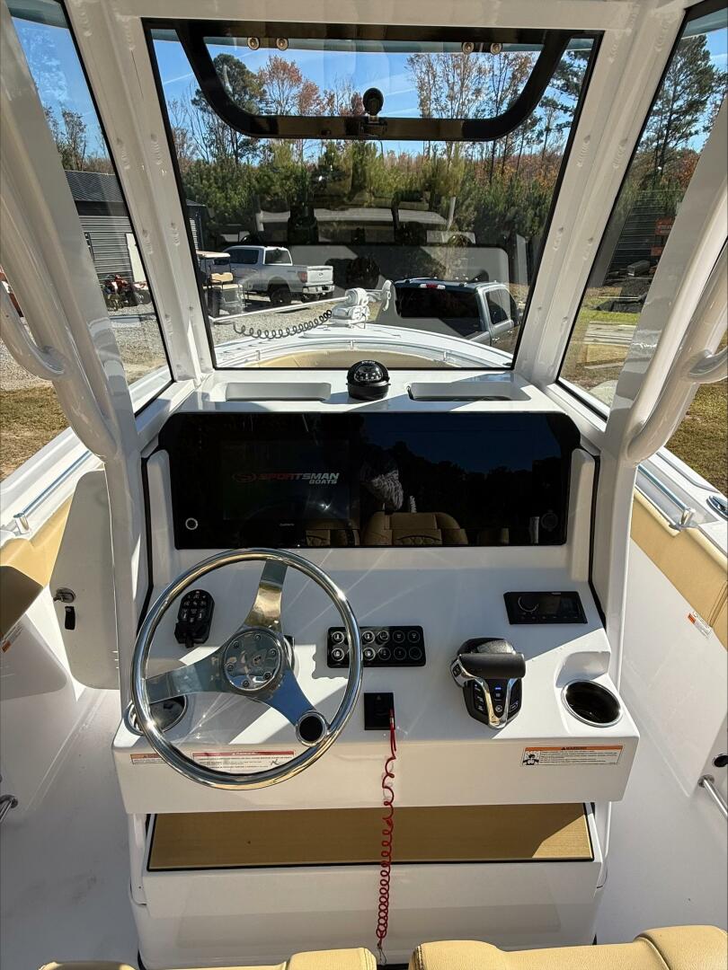 23ft Sportsman Yacht For Sale 23ft Sportsman Yacht For Sale