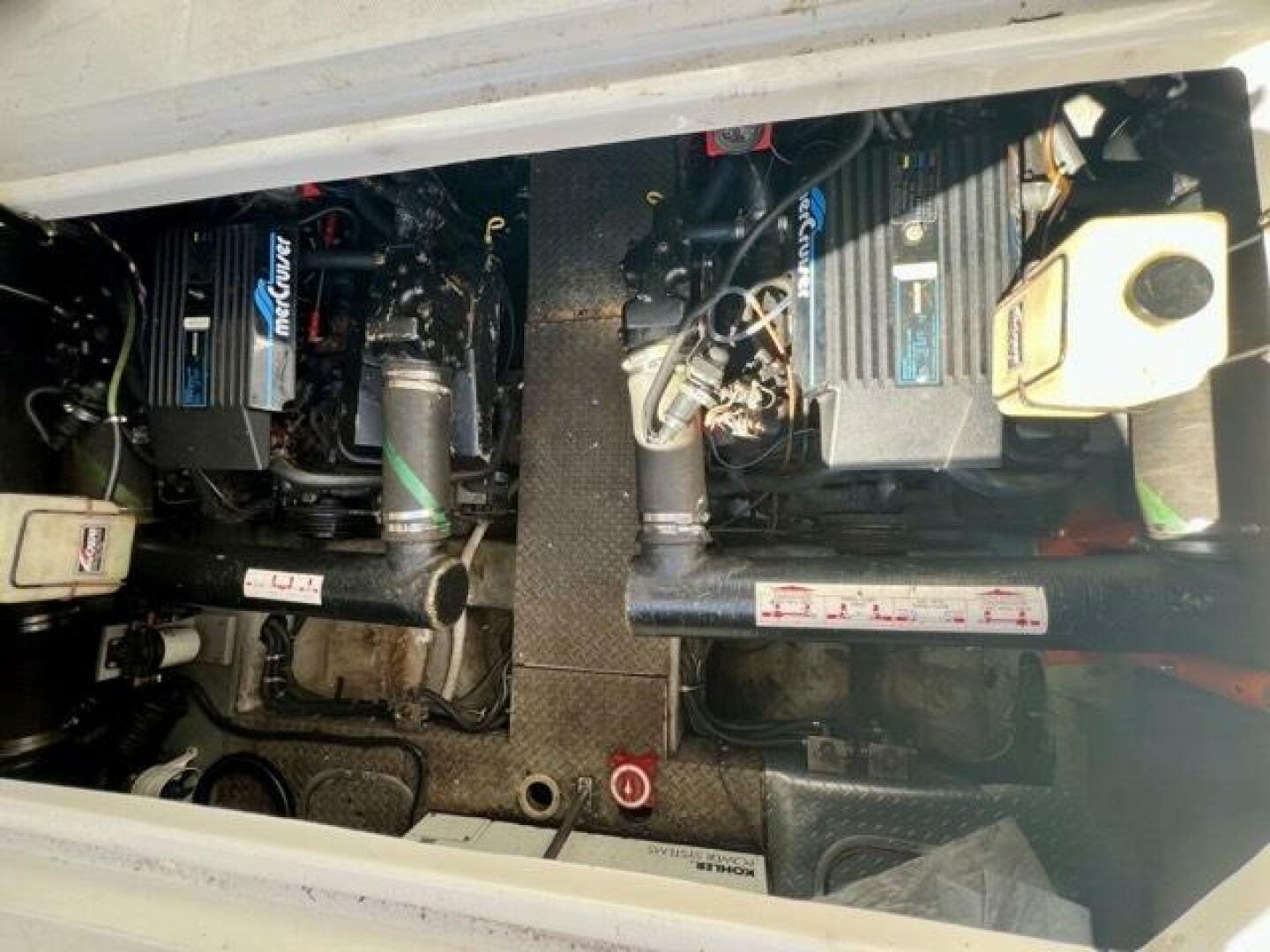 11 Sea Yall 1995 Regal 400 Commodore Engine Room 1 Medium