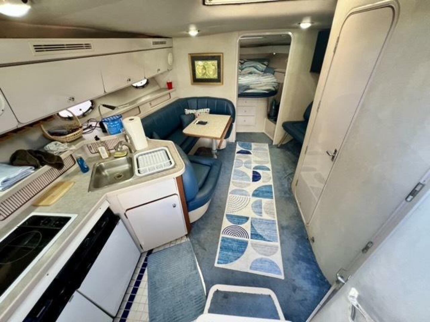 3 Sea Yall 1995 Regal 400 Commodore Interior 1 Medium