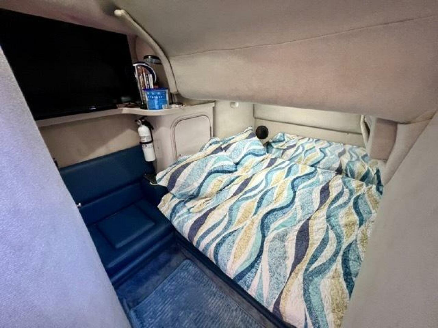 9 Sea Yall 1995 Regal 400 Commodore Aft Cabin Medium