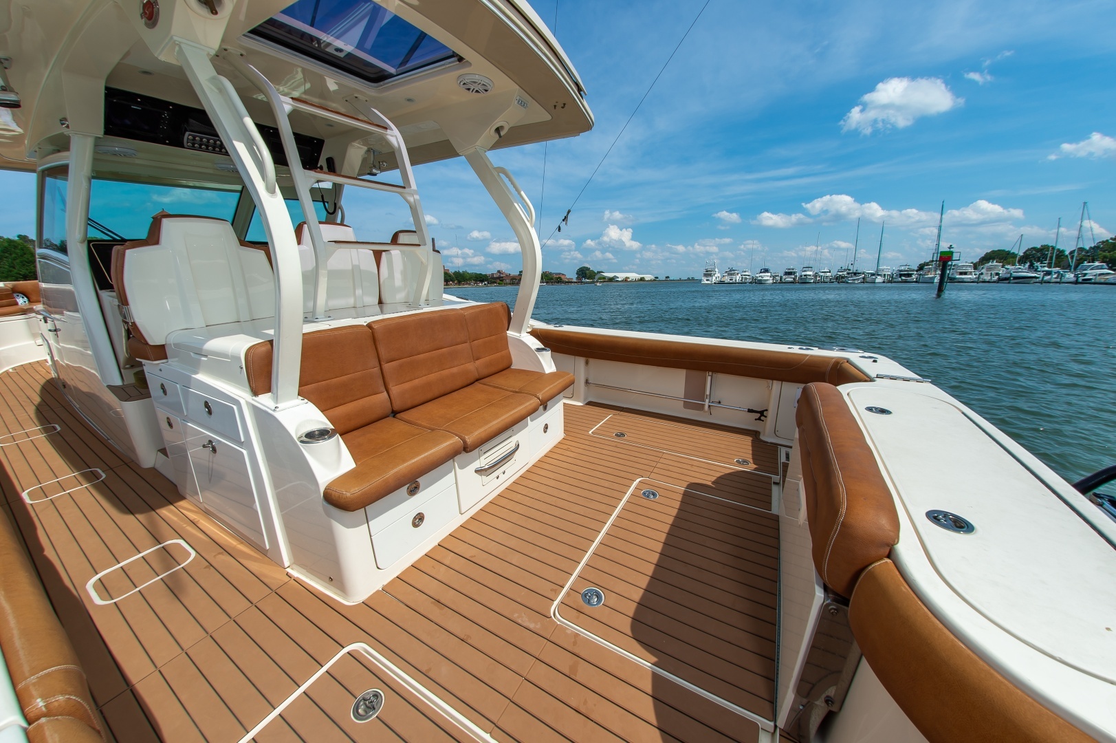 Scout 42LXF Yacht For Sale