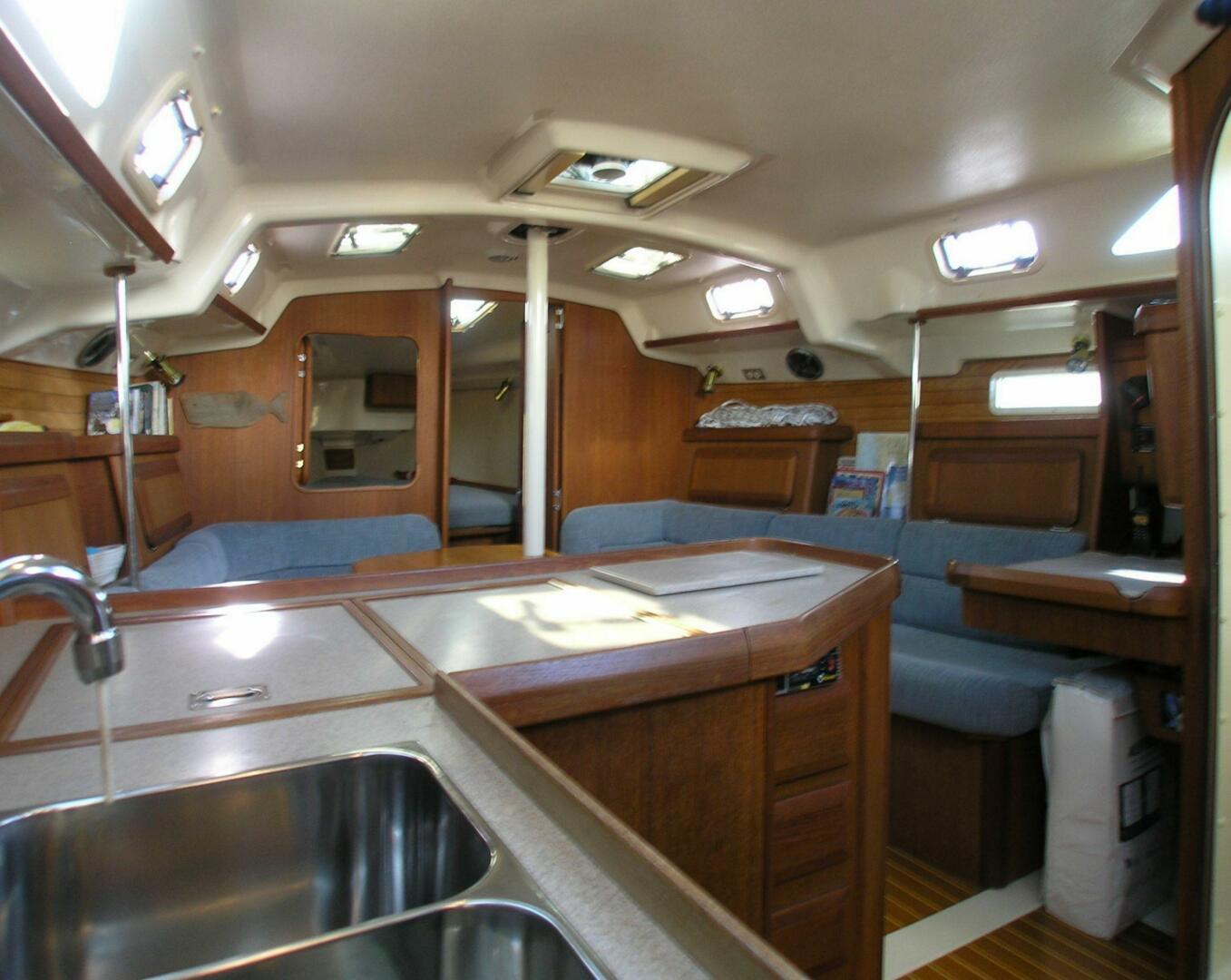 H37 Salon From Galley