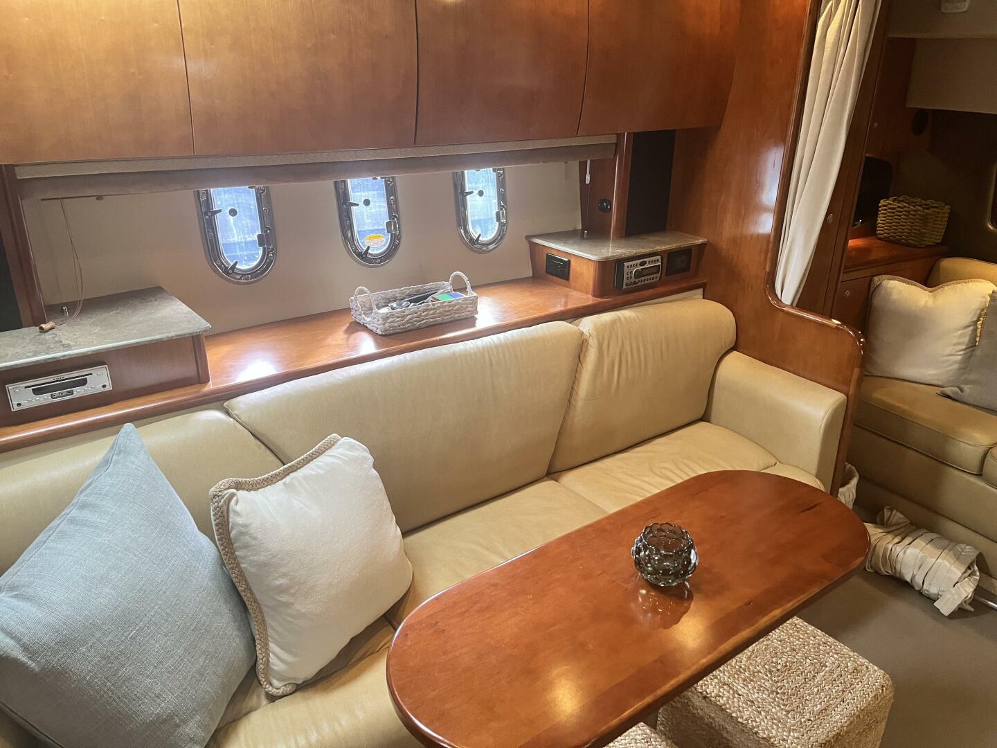 Bail Out 39ft Cruisers Yachts Yacht For Sale Bail Out 39ft Cruisers Yachts Yacht For Sale