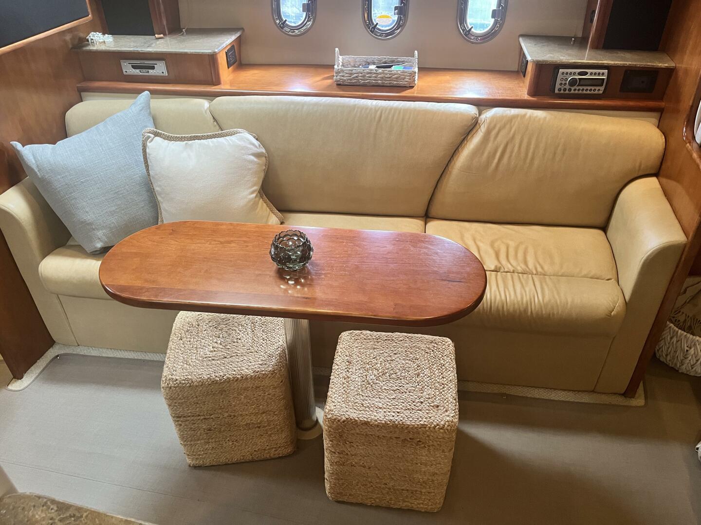 Bail Out 39ft Cruisers Yachts Yacht For Sale Bail Out 39ft Cruisers Yachts Yacht For Sale