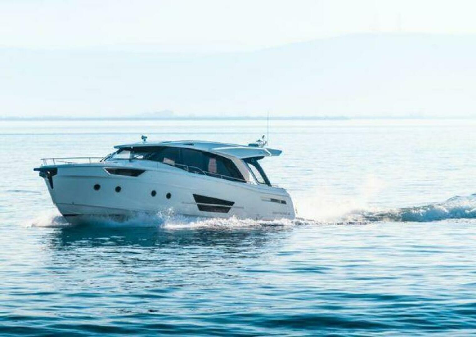 2027 Greenline 45 Coupe