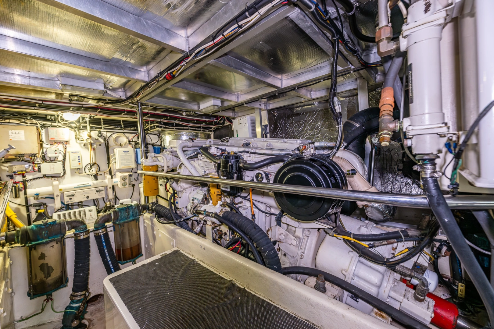 Navigator 61 Pilothouse Yacht For Sale
