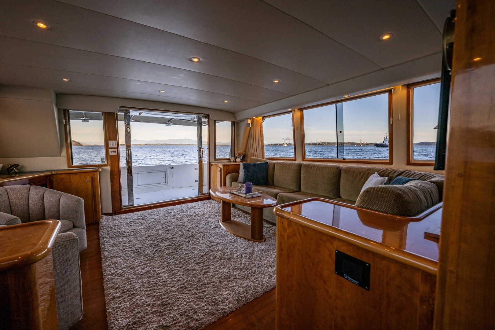 Navigator 61 Pilothouse Yacht For Sale