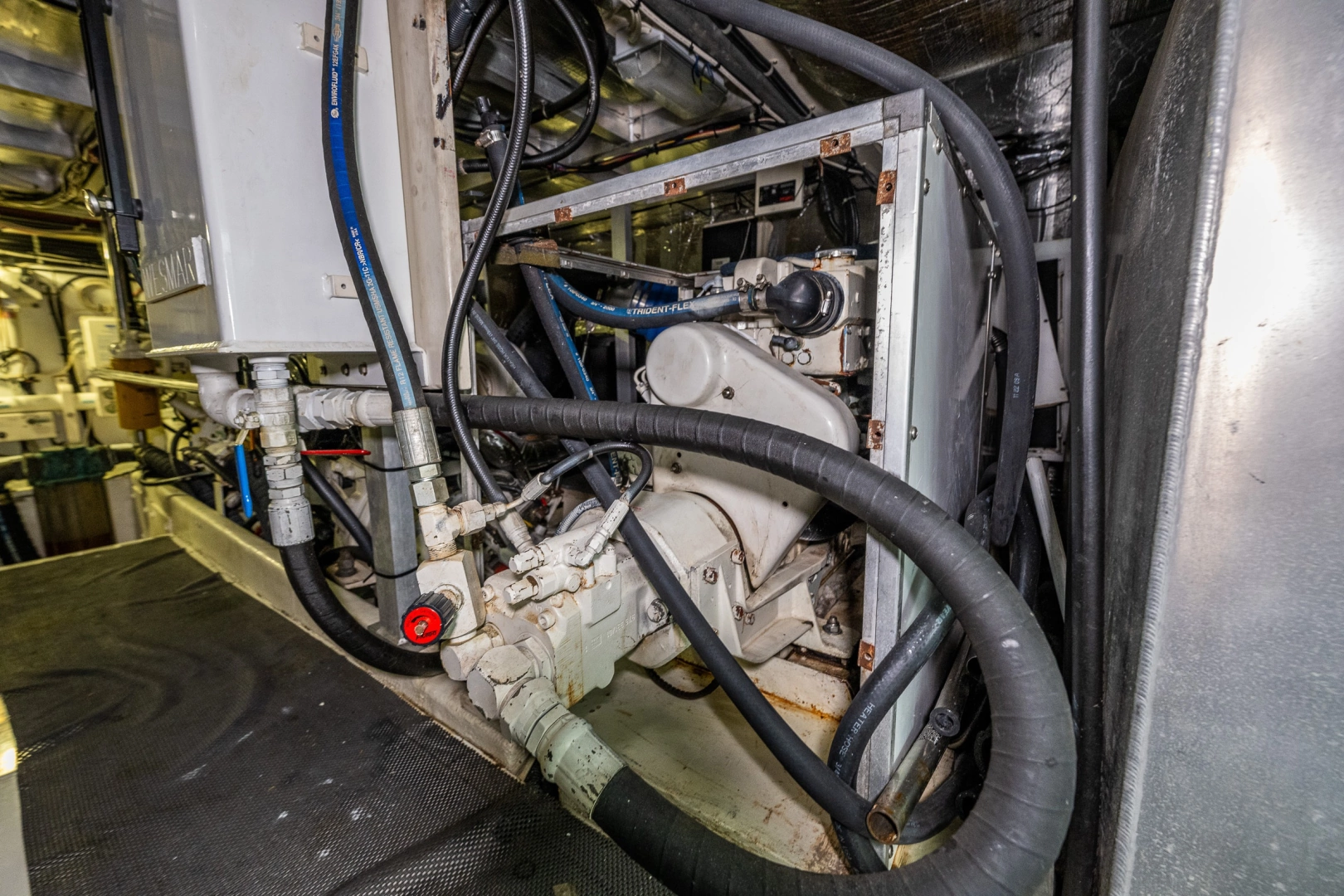 Navigator 61 Pilothouse Yacht For Sale