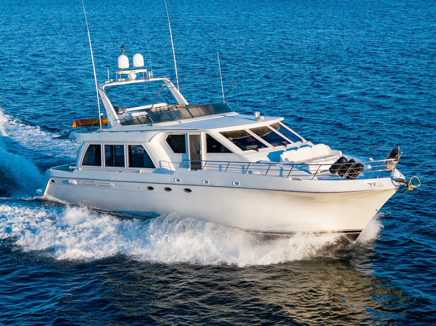 Navigator 61 Pilothouse Yacht For Sale