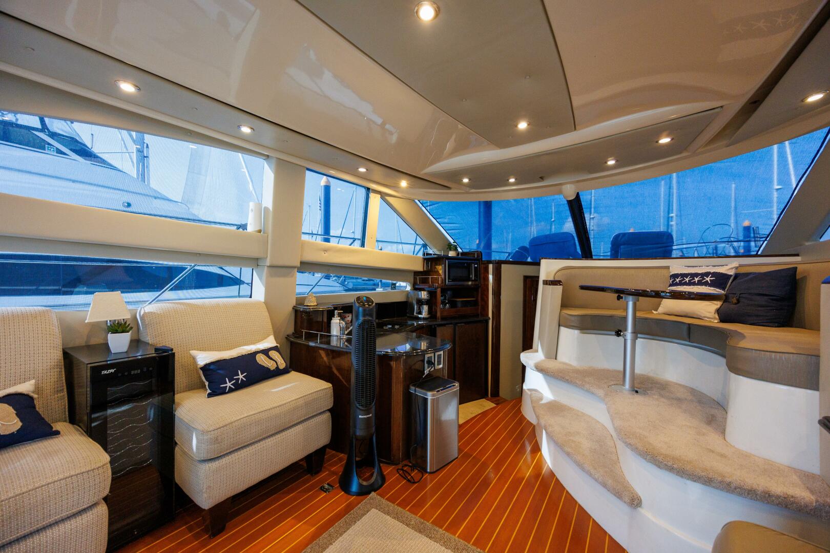 2010 Meridian 391 Motor Yacht