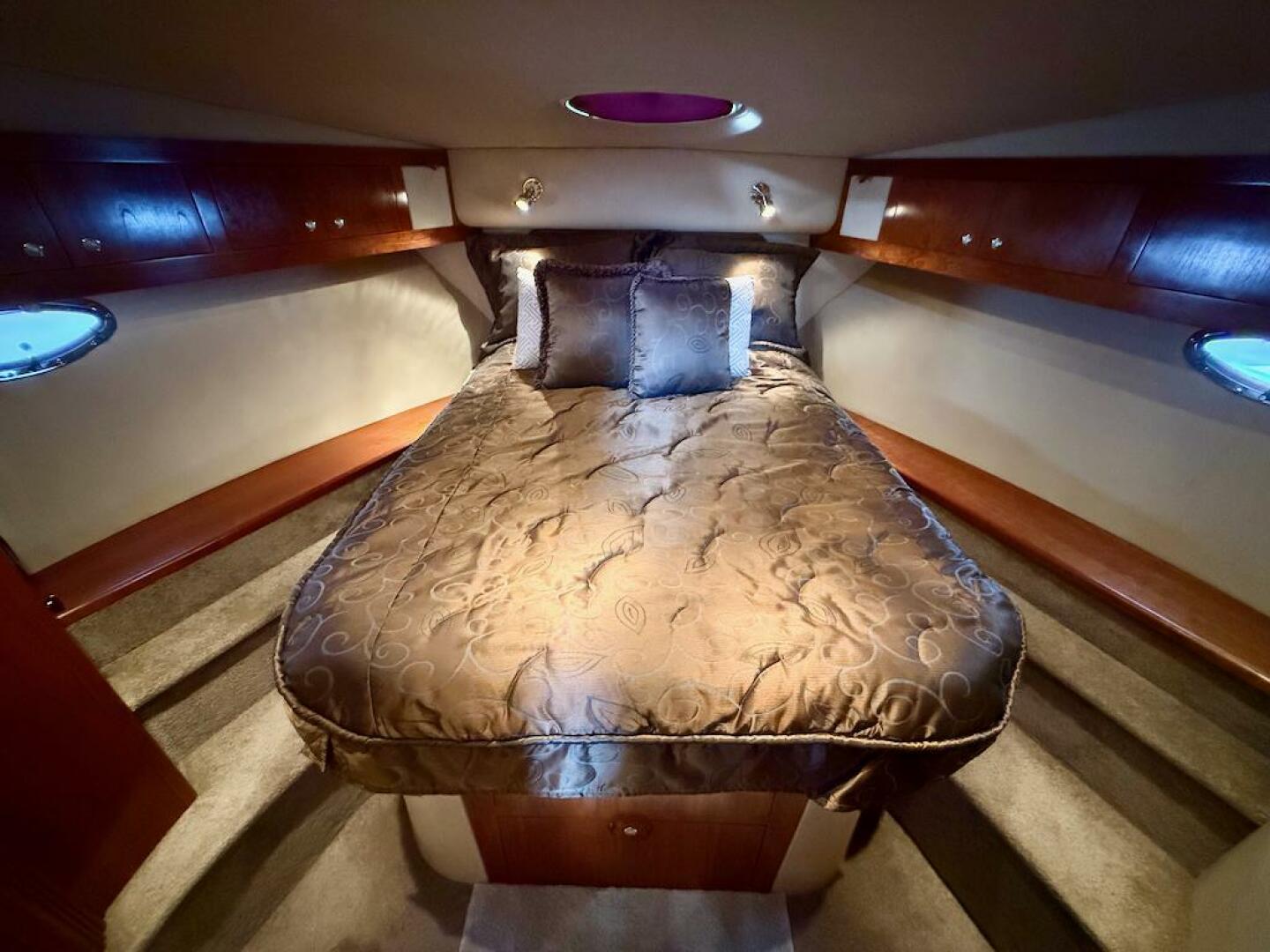 No Worries 42ft Cruisers Yachts Yacht For Sale No Worries 42ft Cruisers Yachts Yacht For Sale