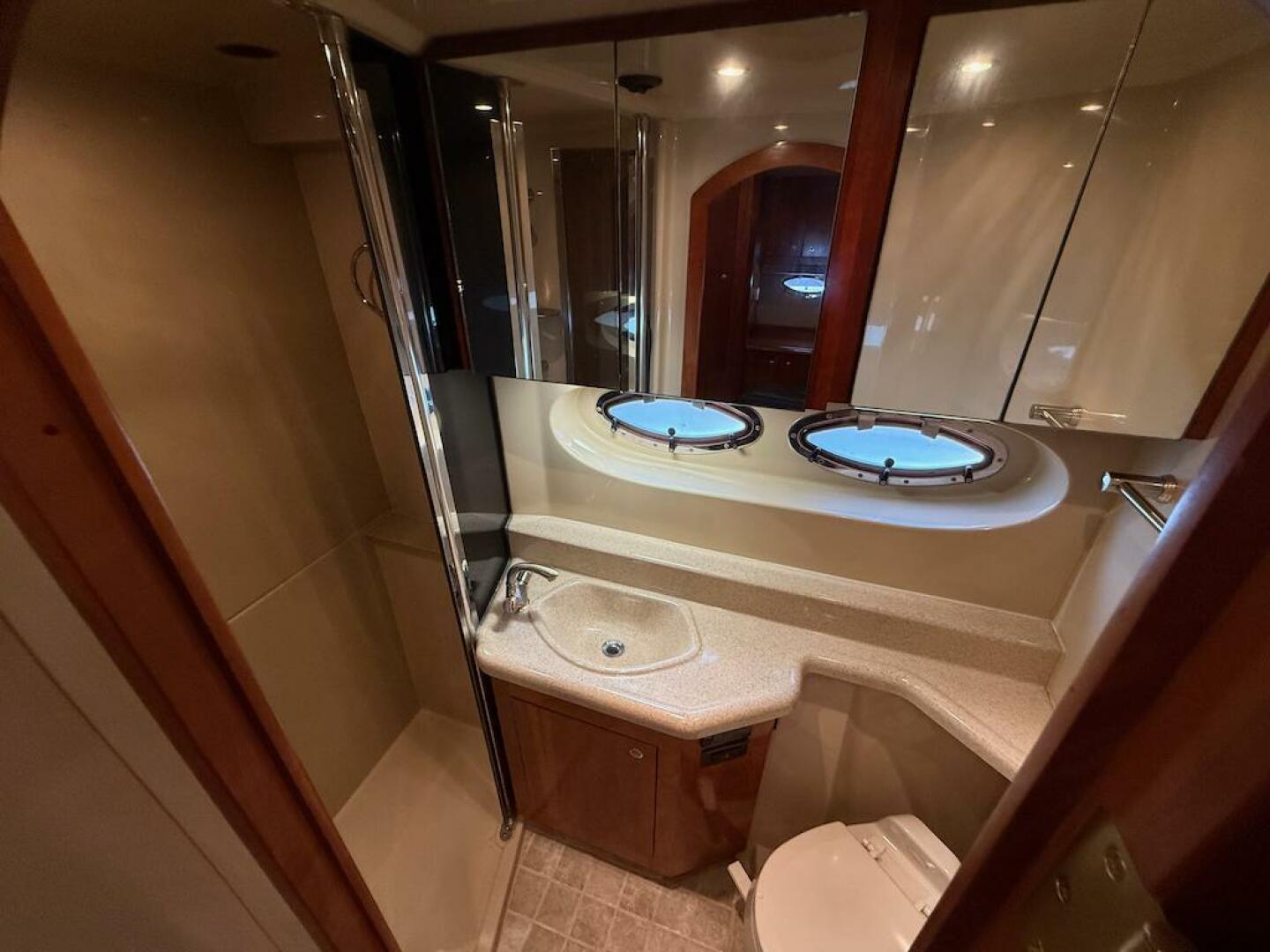 No Worries 42ft Cruisers Yachts Yacht For Sale No Worries 42ft Cruisers Yachts Yacht For Sale