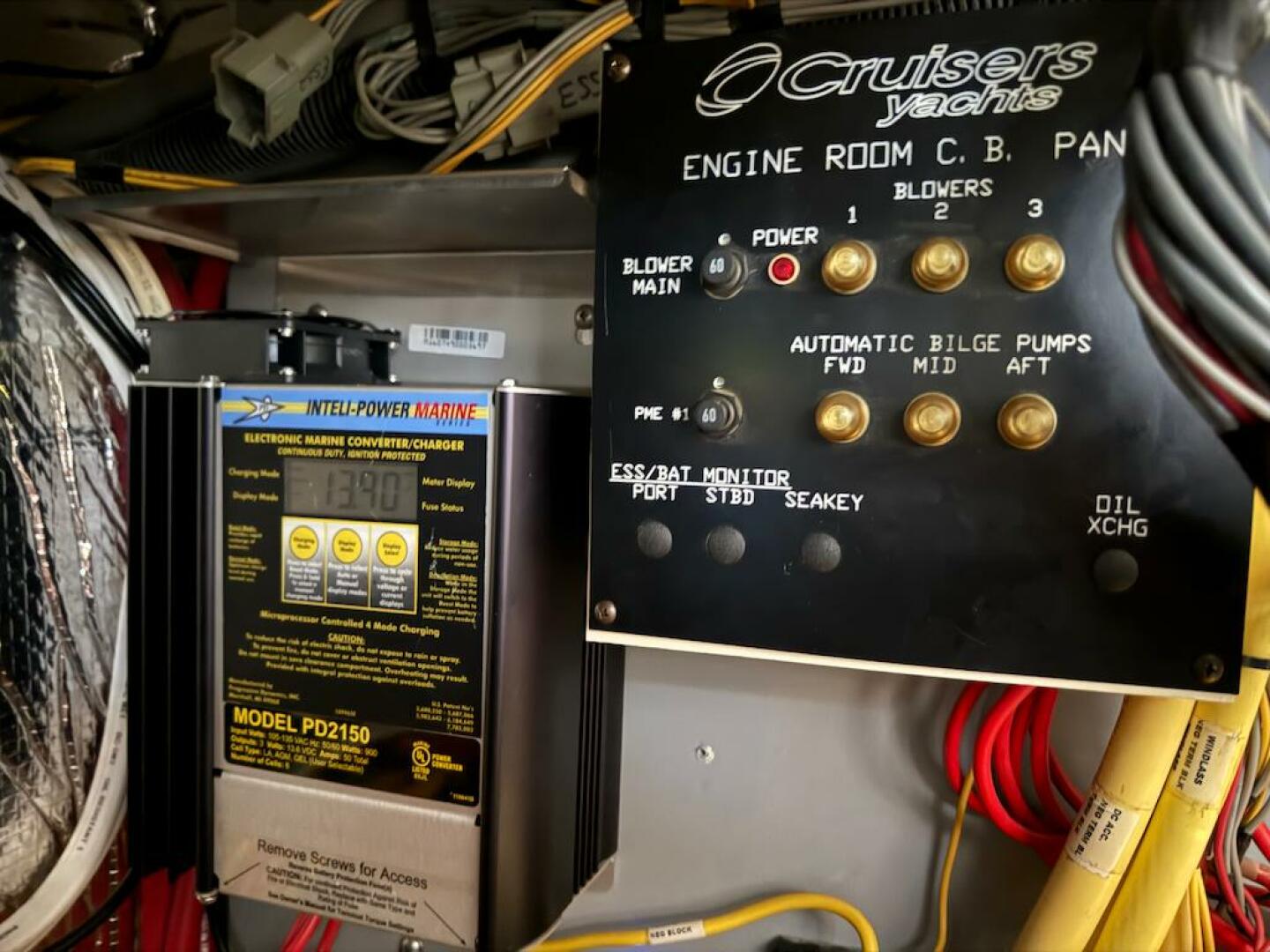 No Worries 42ft Cruisers Yachts Yacht For Sale No Worries 42ft Cruisers Yachts Yacht For Sale