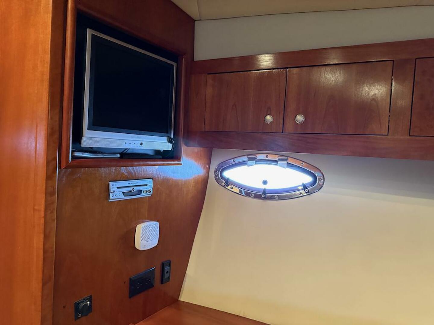 No Worries 42ft Cruisers Yachts Yacht For Sale No Worries 42ft Cruisers Yachts Yacht For Sale