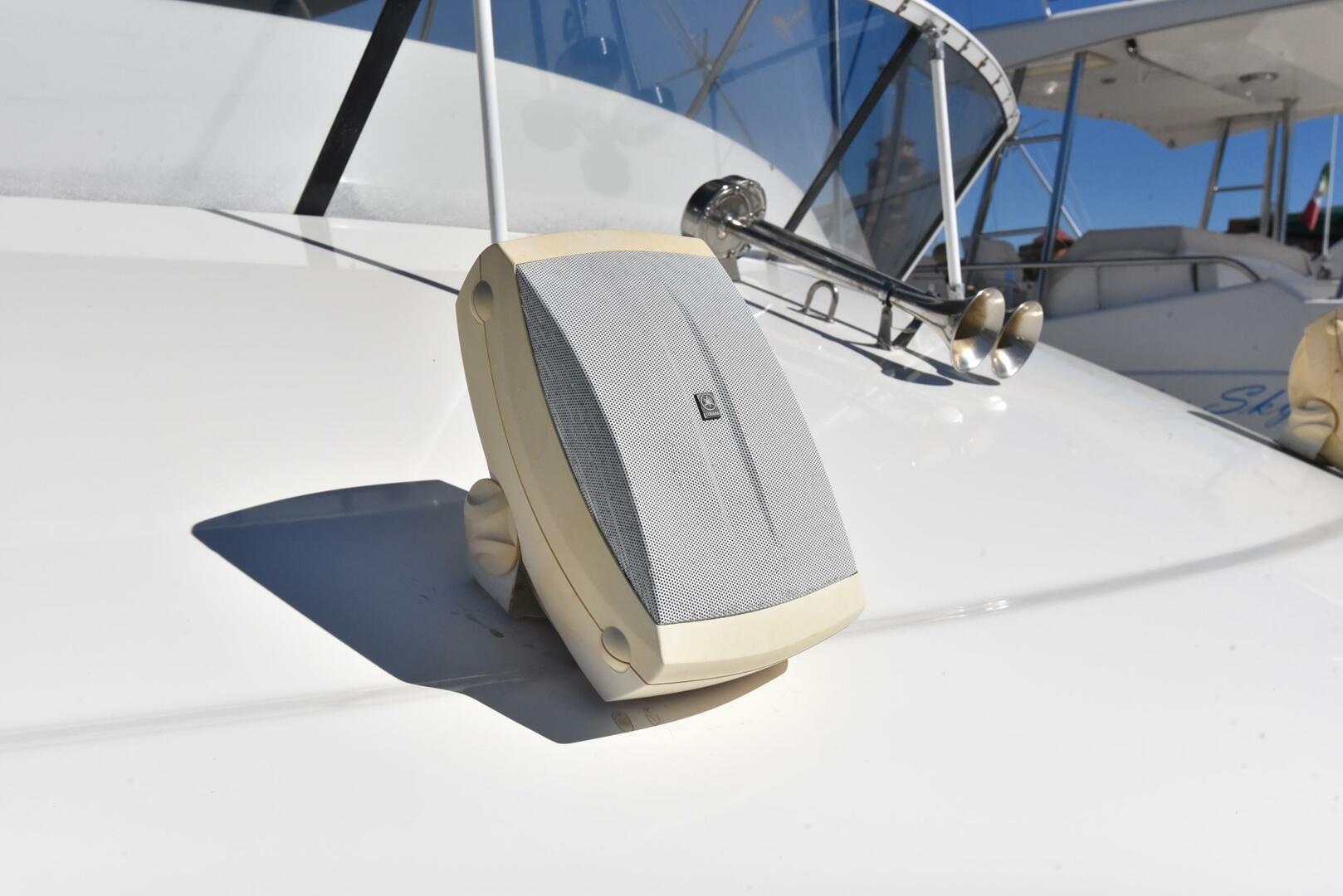 2010 38 Silverton Sedan Bridge - Pura Vida