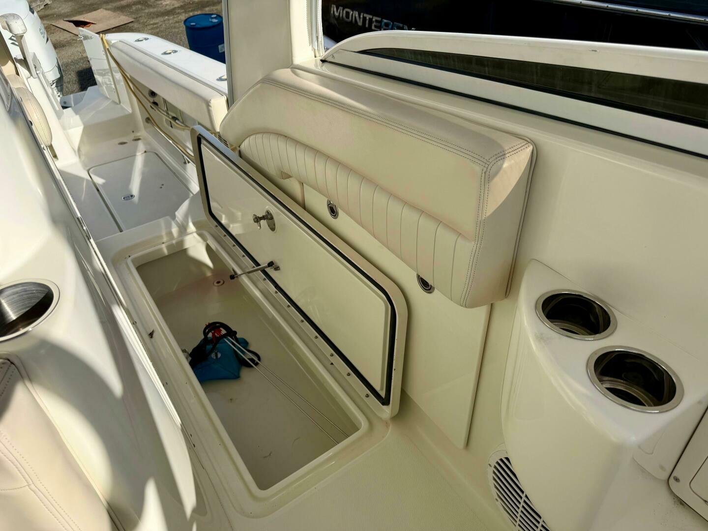 TILIKUM 35ft Hydra Sports Yacht For Sale