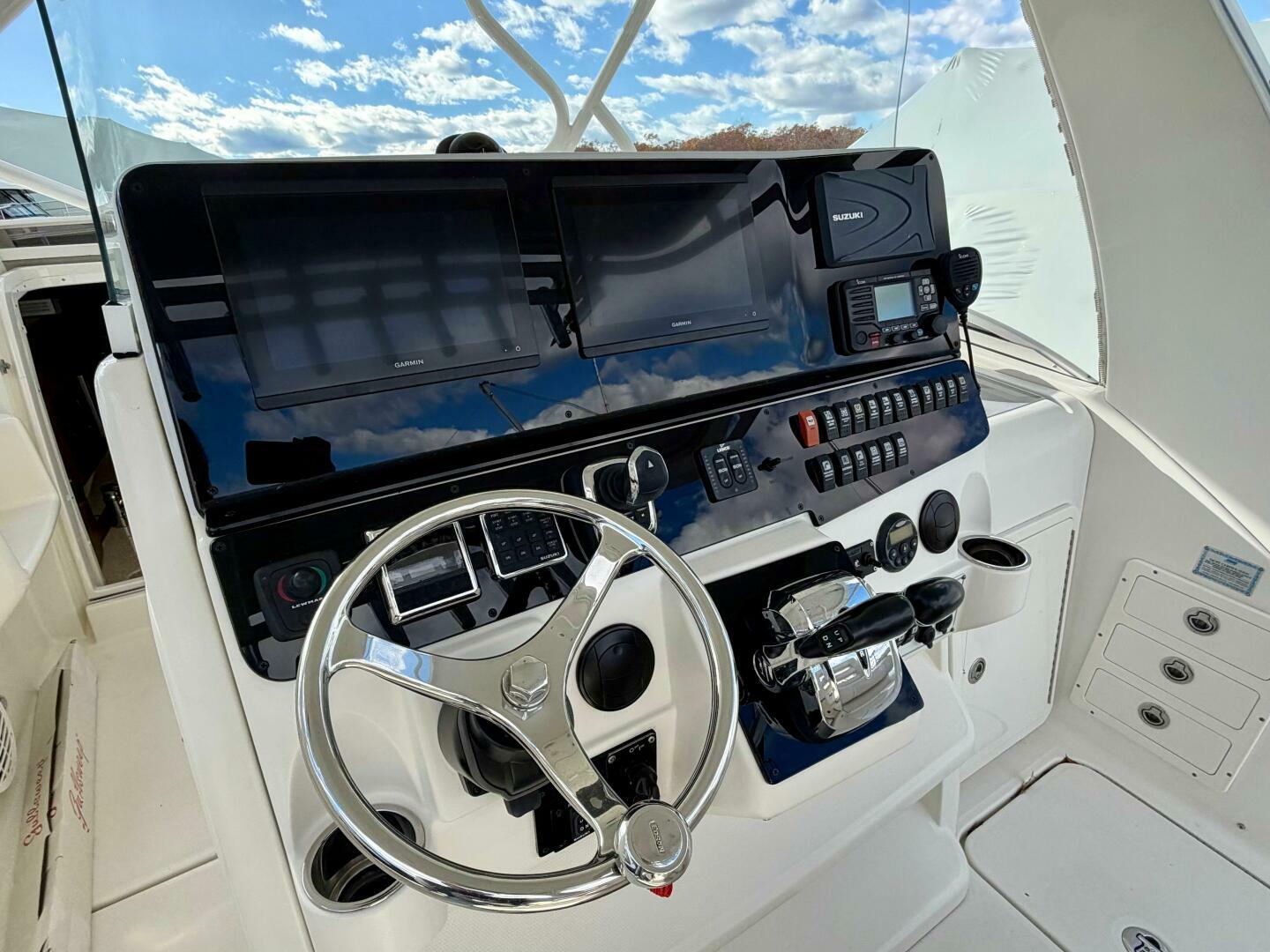 TILIKUM 35ft Hydra Sports Yacht For Sale