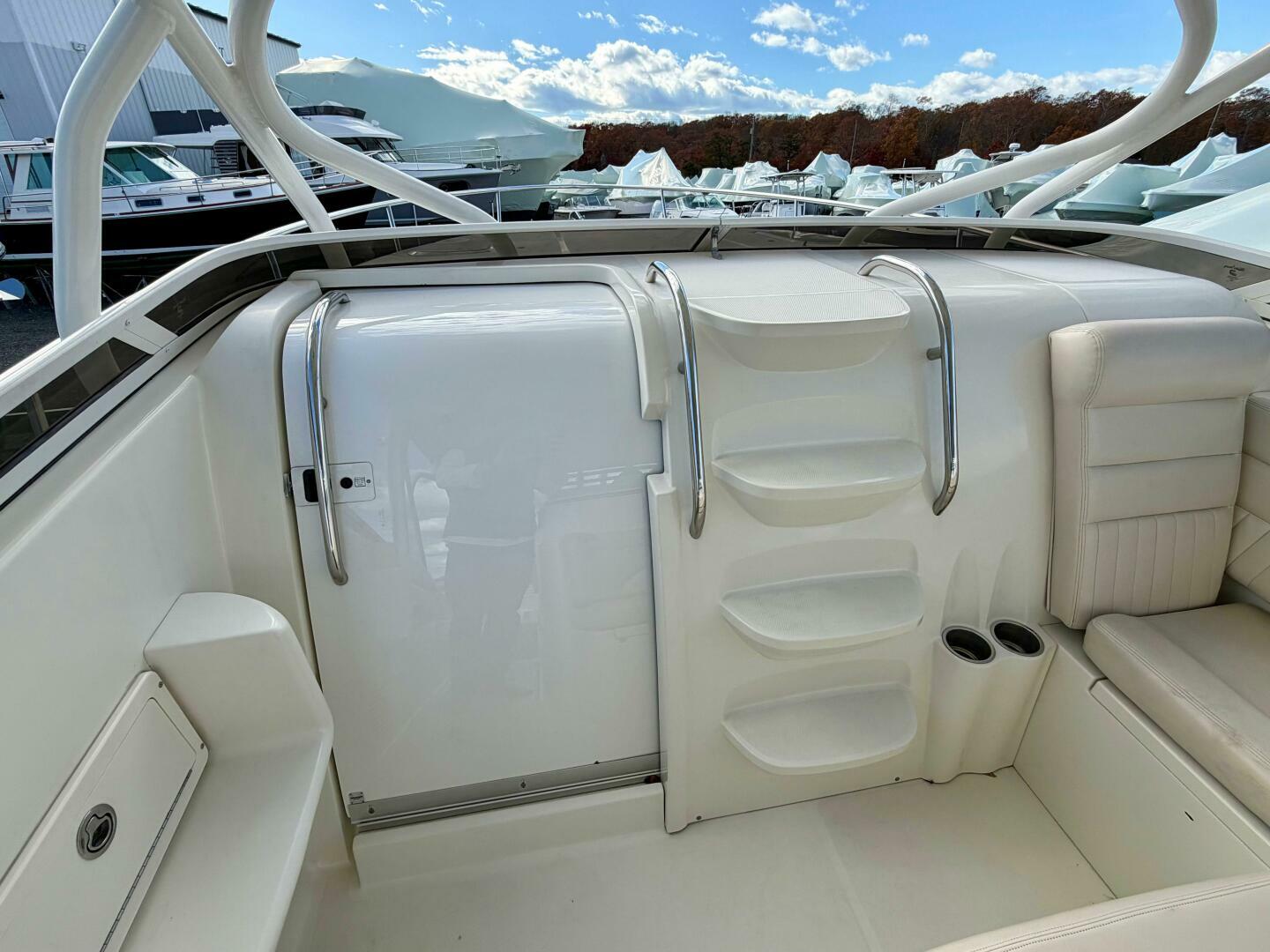 TILIKUM 35ft Hydra Sports Yacht For Sale