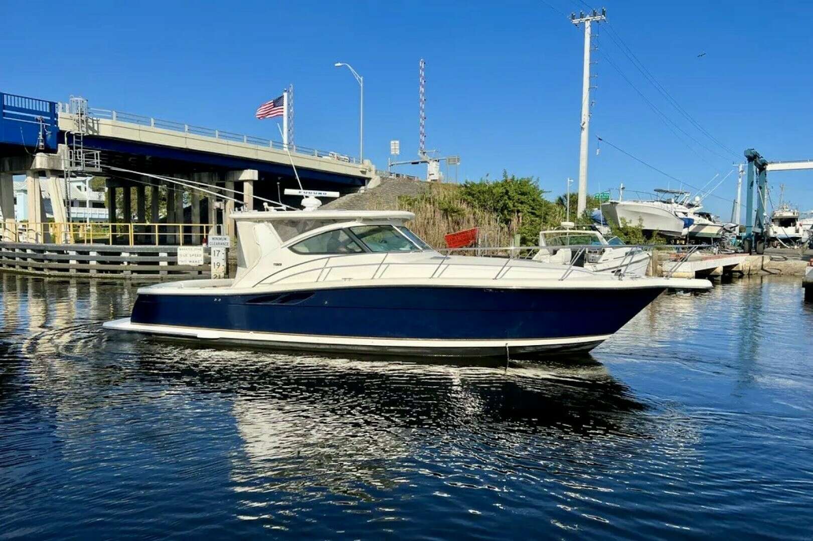 2004 Tiara Yachts, photo 1 of 1