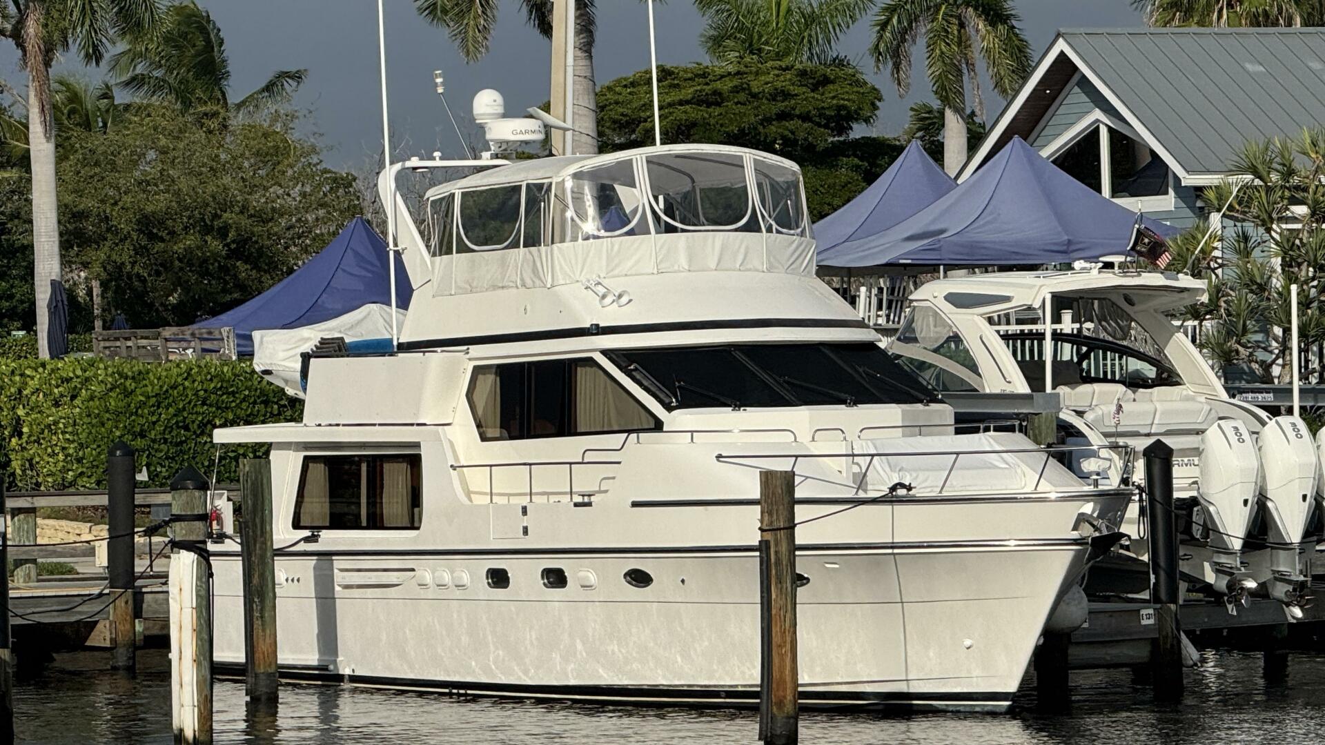 Johnson  amp  Johnson 52ft Jefferson Yacht For Sale
