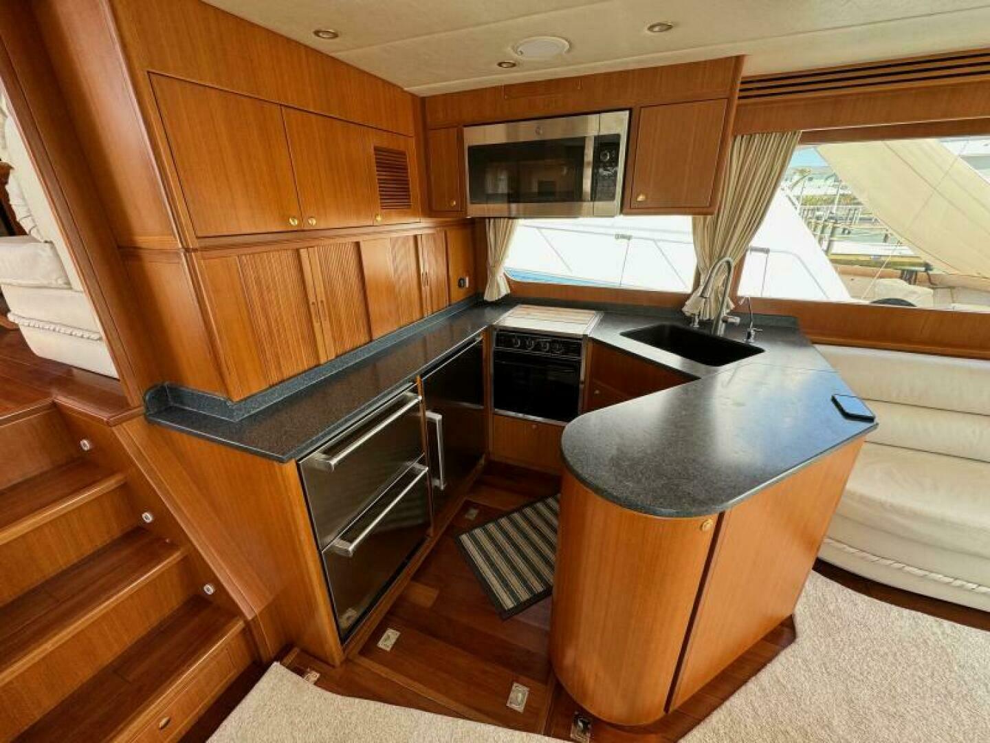 Johnson  amp  Johnson 52ft Jefferson Yacht For Sale