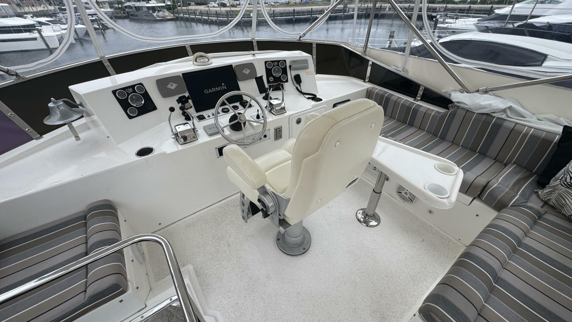 Johnson  amp  Johnson 52ft Jefferson Yacht For Sale