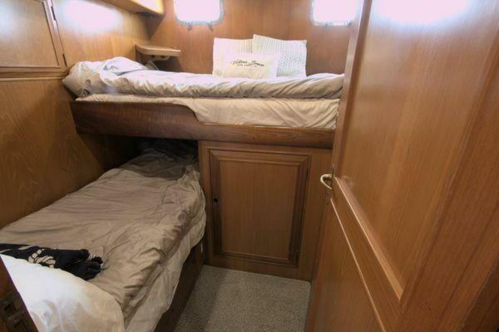 Victoria Bravo 55ft Ocean Alexander Yacht For Sale Victoria Bravo 55ft Ocean Alexander Yacht For Sale