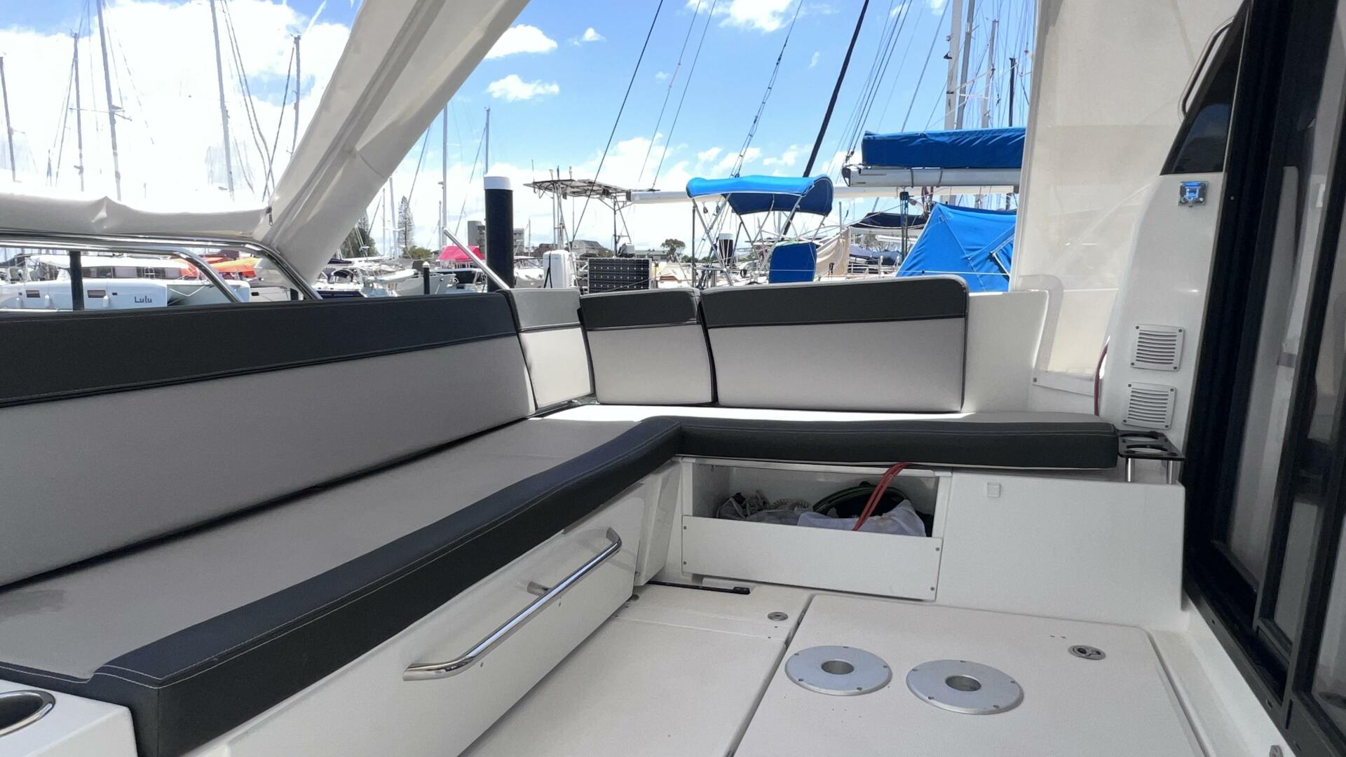 2020 Jeanneau Merry Fisher 1095 35ft Jeanneau Yacht For Sale 2020 Jeanneau Merry Fisher 1095 35ft Jeanneau Yacht For Sale